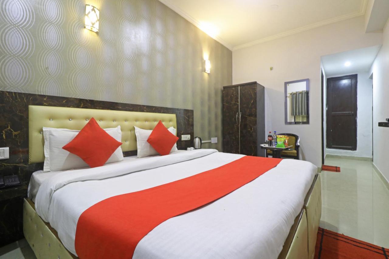 ניו דלהי Airport Samara Inn מראה חיצוני תמונה