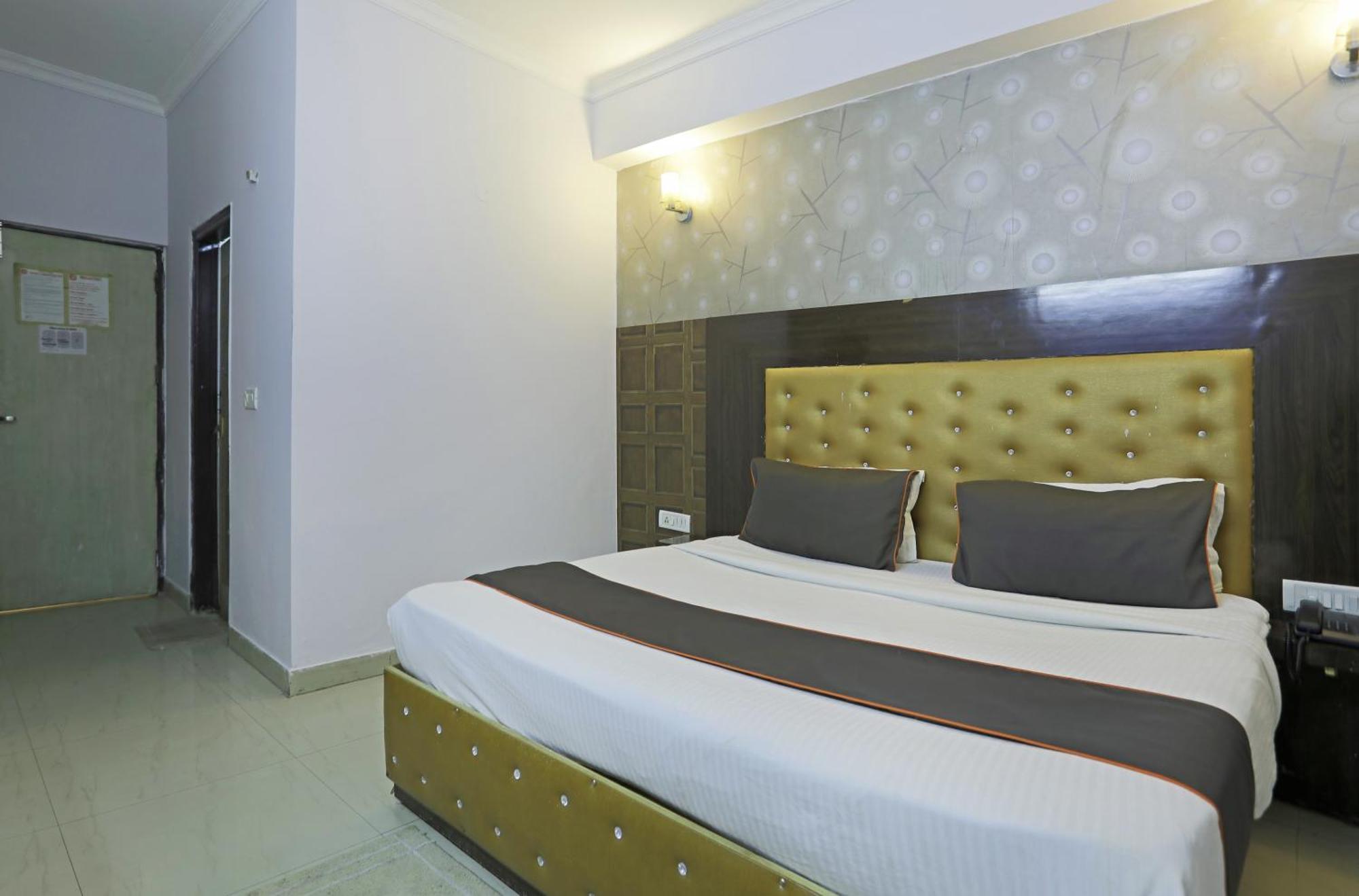 ניו דלהי Airport Samara Inn מראה חיצוני תמונה