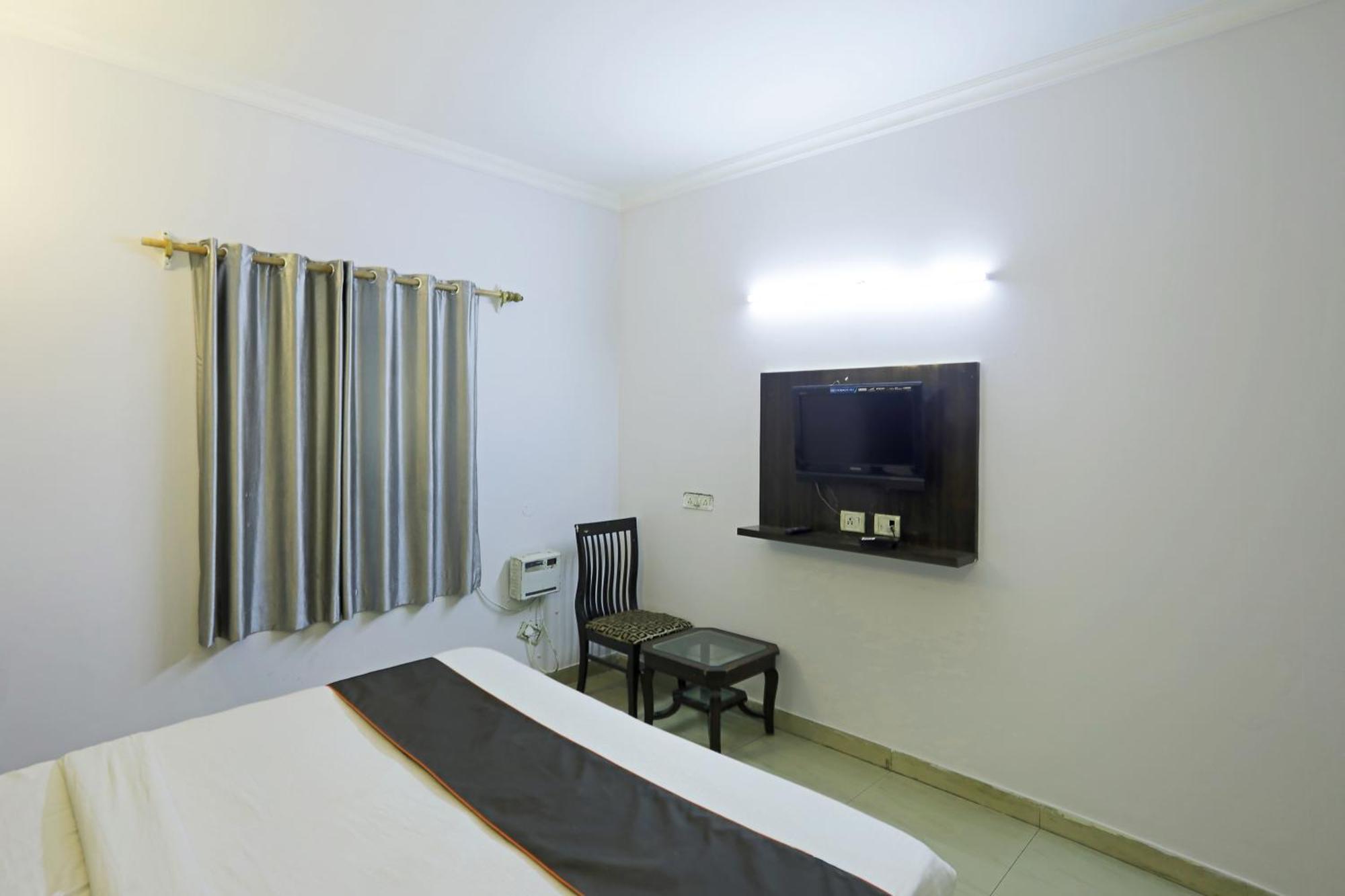 ניו דלהי Airport Samara Inn מראה חיצוני תמונה