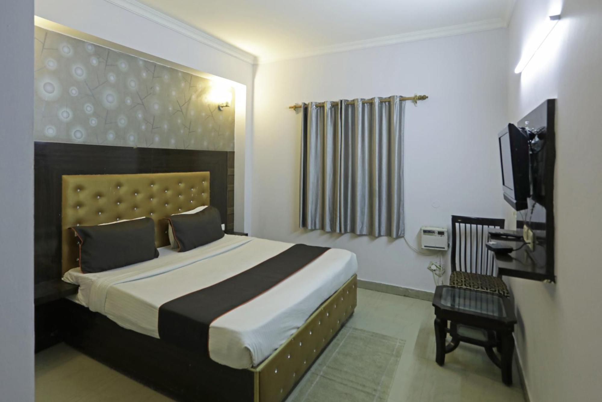 ניו דלהי Airport Samara Inn מראה חיצוני תמונה