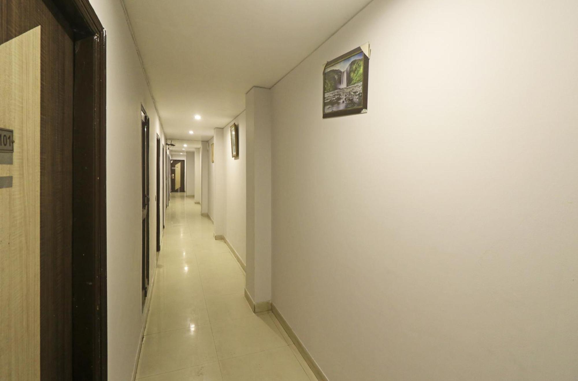 ניו דלהי Airport Samara Inn מראה חיצוני תמונה